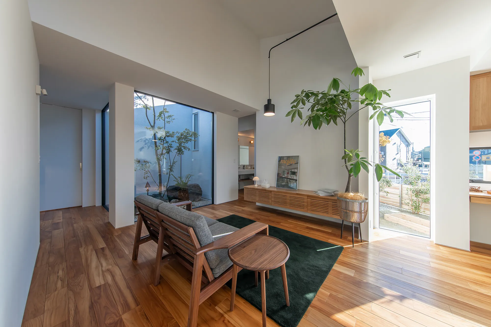 メインビジュアル